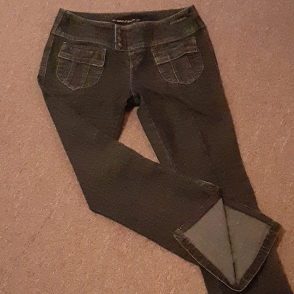 DKNY Jeans